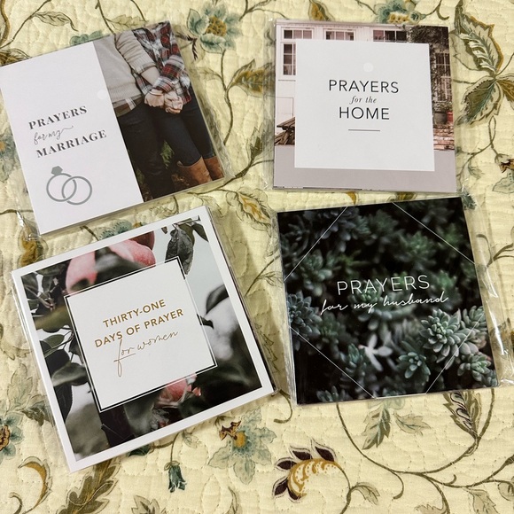 Lot of 4 The Daily Grace Christian Scripture Cards on Home & Marriage - Picture 1 of 9